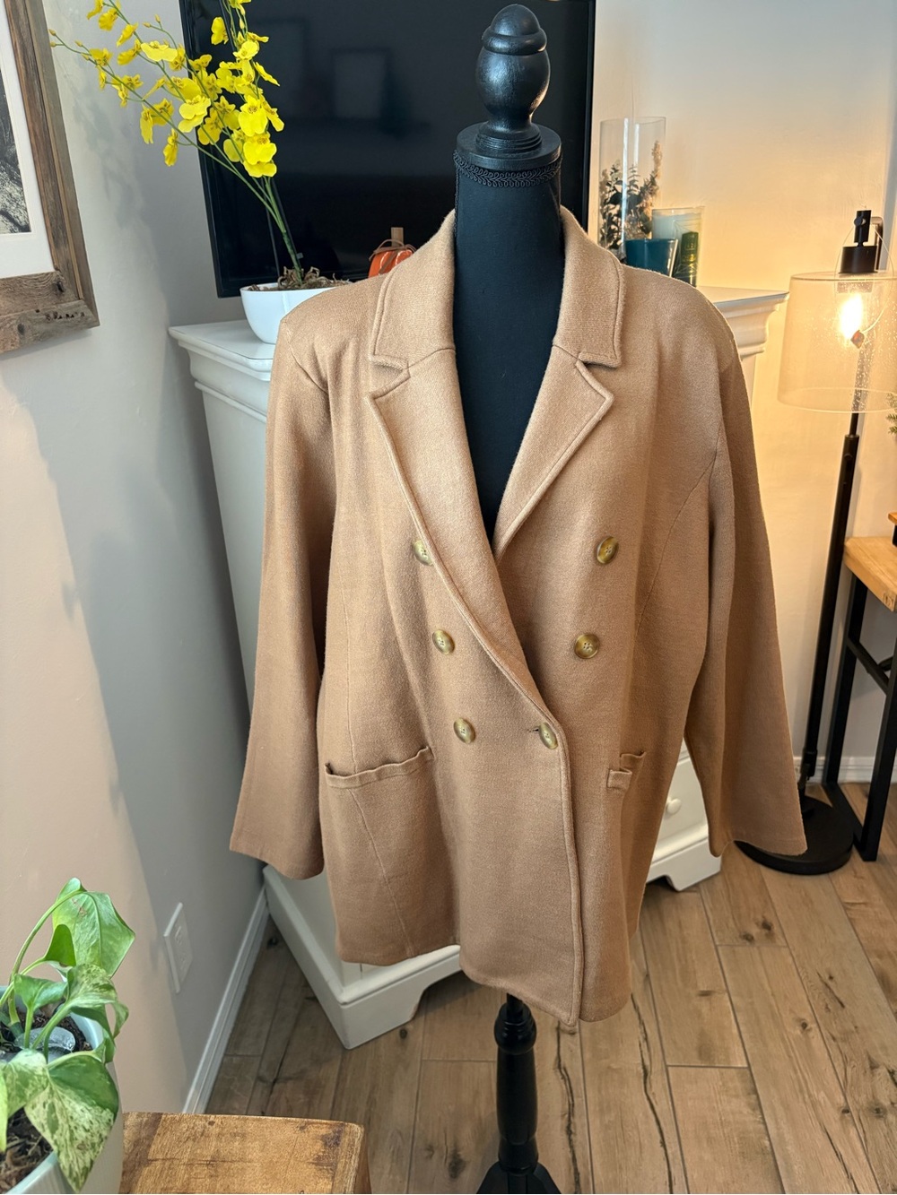 Chico’s NWT Classic Double-Breasted Camel Sweater Blazer, XXL